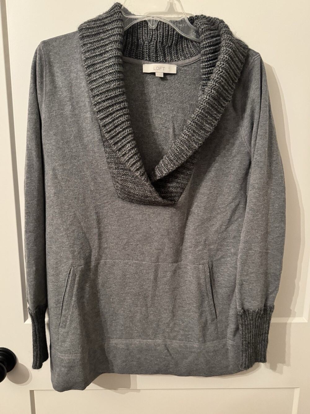 Loft V-Neck Sweatshirt w/ Sweater Accents Gray Sz XL Preppy Old Money Academia